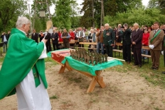 Kolo-Dzik-Kapliczka-2008-10